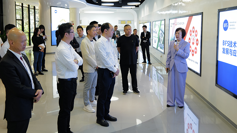 汕頭市僑青聯(lián)赴洛斯特制藥調(diào)研指導(dǎo)